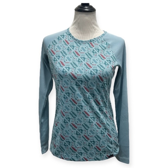 Patagonia Women's Capilene Midweight Crew Ice Fall Baselayer Size S NWT - Picture 1 of 7